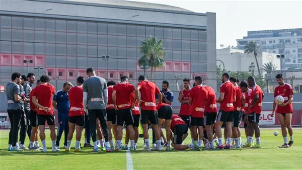 شوبير يوجه صدمة لعشاق الأهلي قبل مواجهة الزمالك
